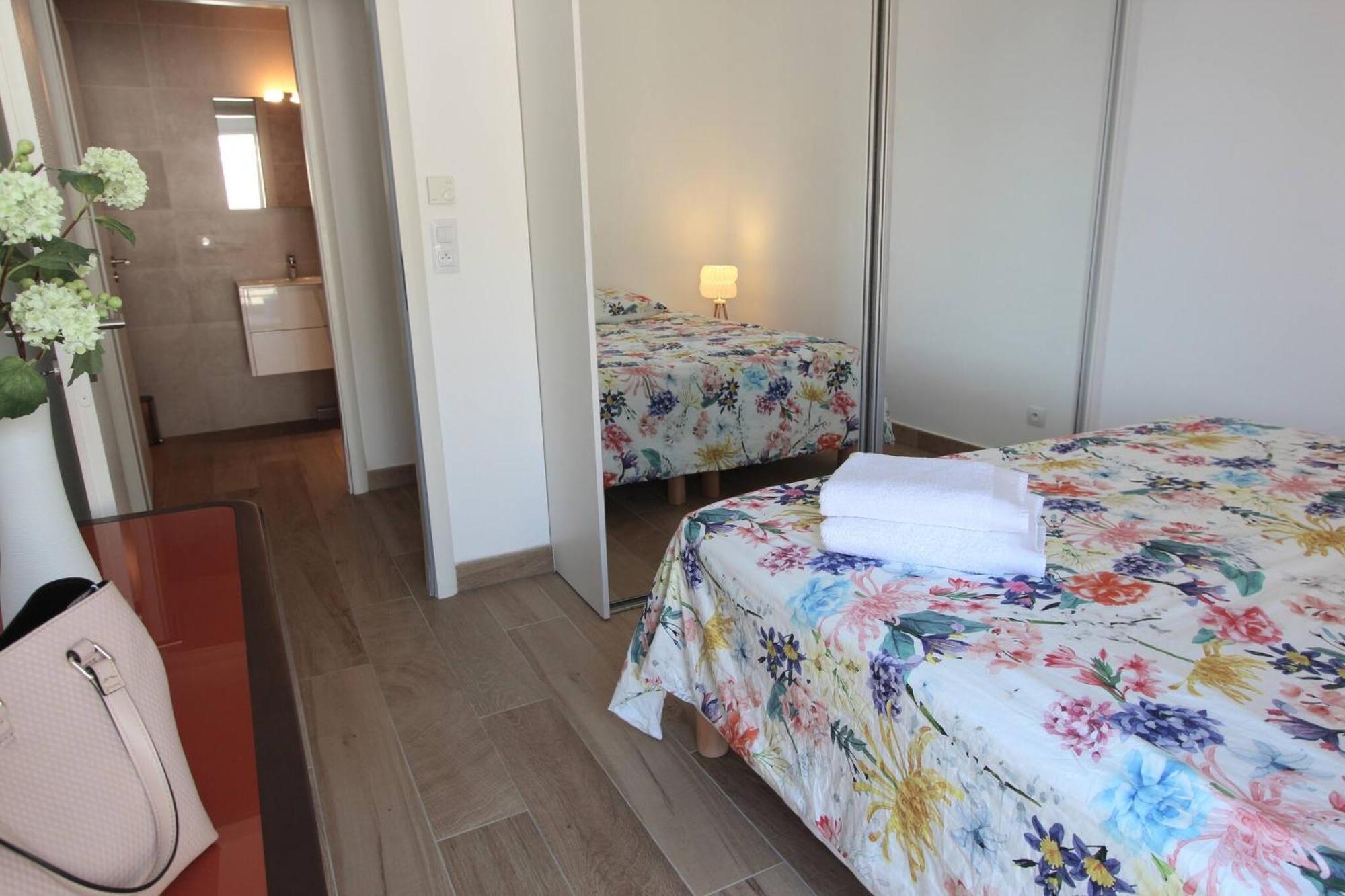 Luxurious Apartments Monaco&Seaview, Infinitypool&Parking Бюсолей Екстериор снимка